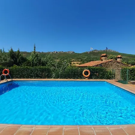 El Jiniebro Gospodarstwo wiejskie