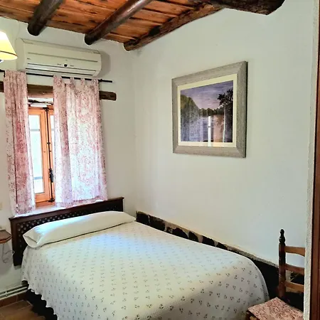 Country house El Jiniebro