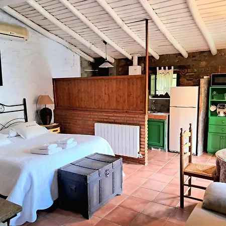 El Jiniebro Gospodarstwo wiejskie *