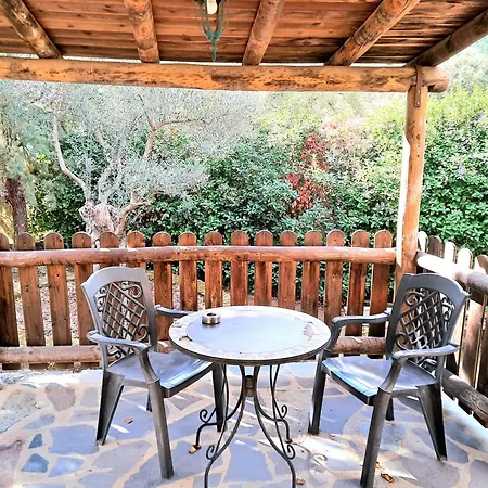 El Jiniebro Country house