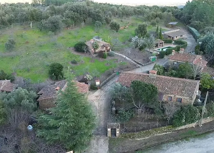 El Jiniebro Летний дом Валенсия-де-Алькантар